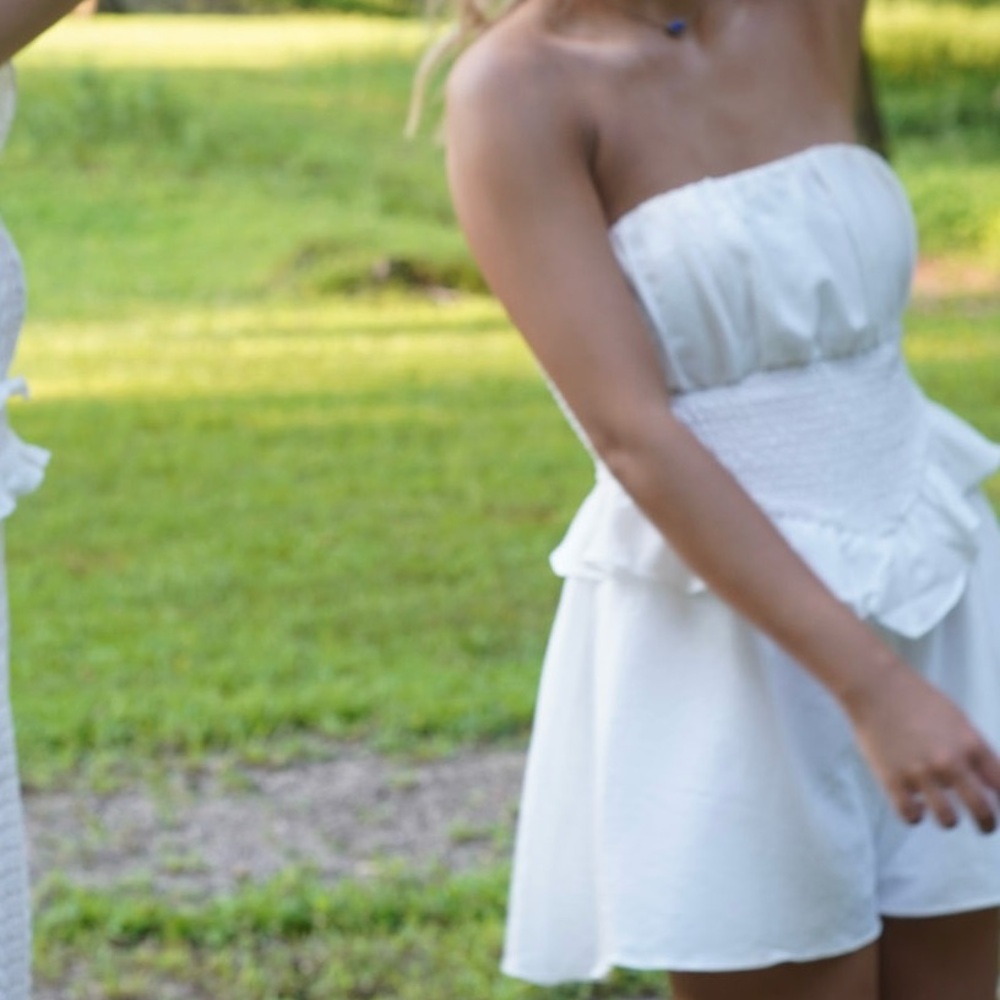 Strapless White Ruffle Romper - Picture 3 of 3
